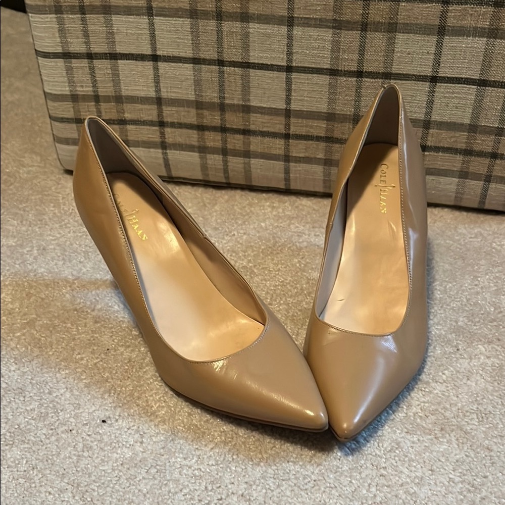 Cole Haan Women's Tan Pumps